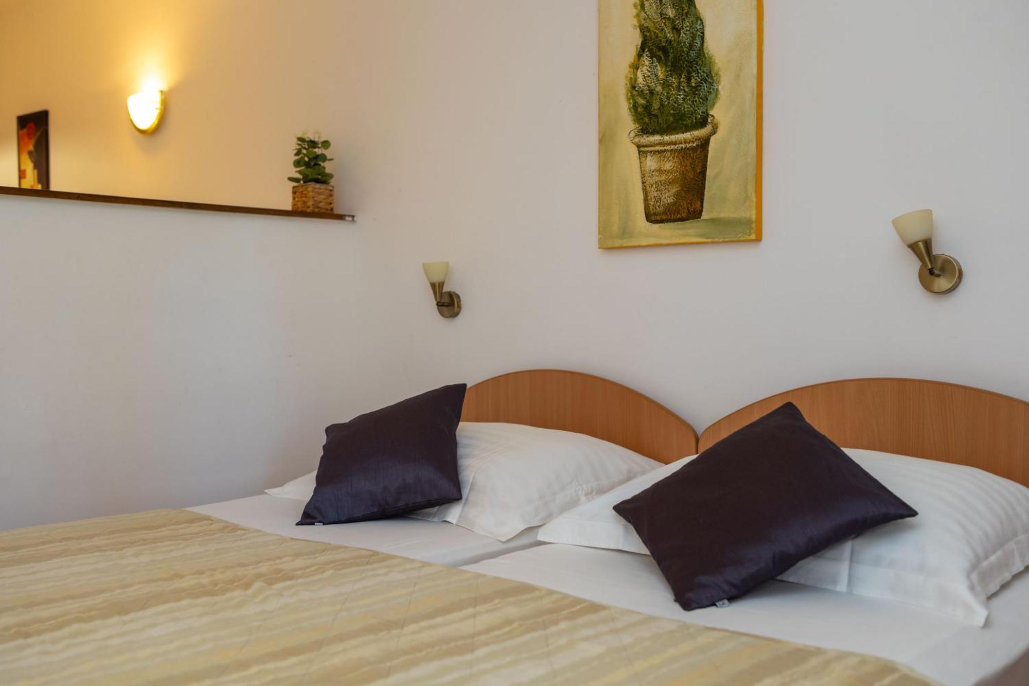 Premium Apartments - Lavica Beach Подстрана Екстериор снимка
