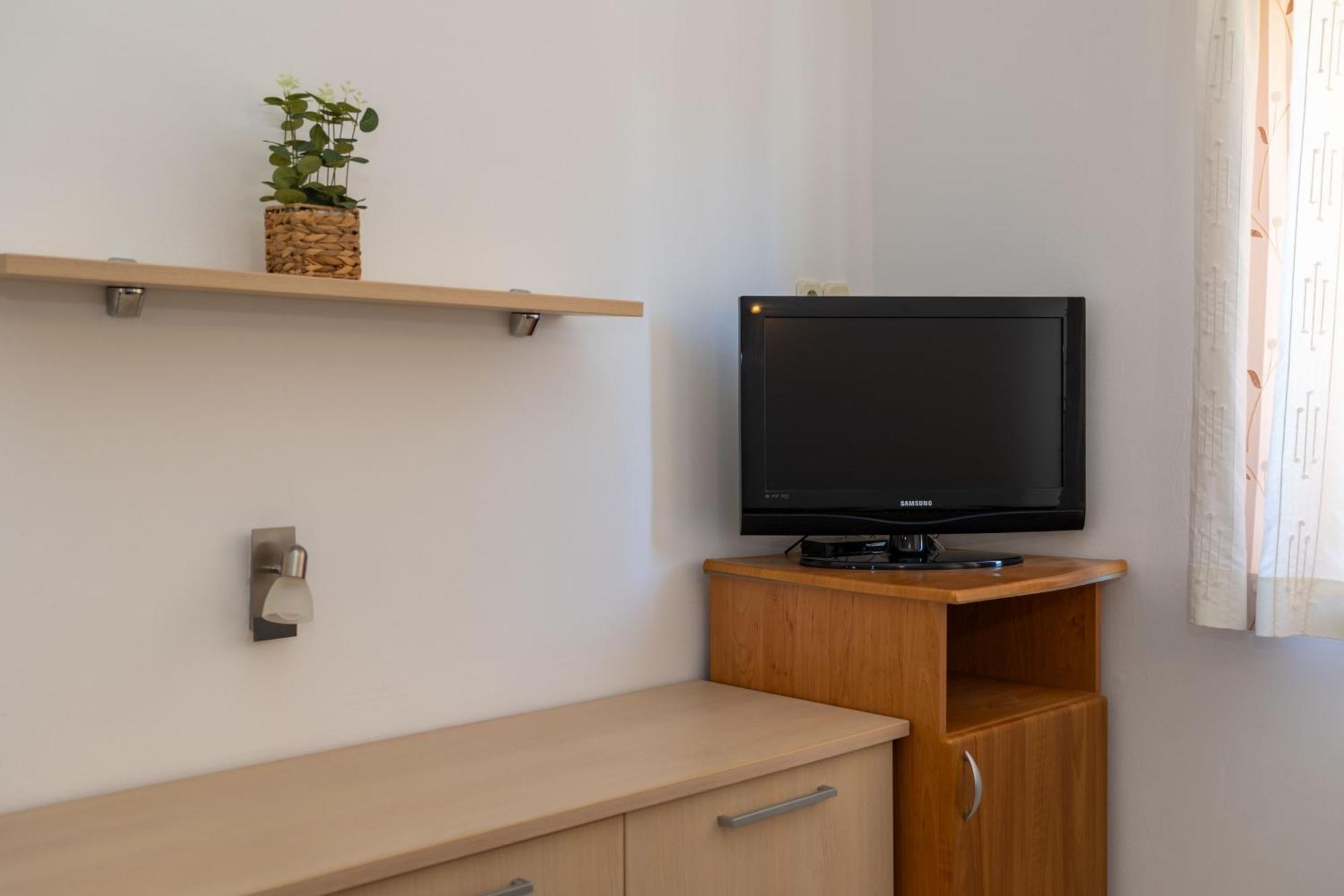 Premium Apartments - Lavica Beach Подстрана Стая снимка