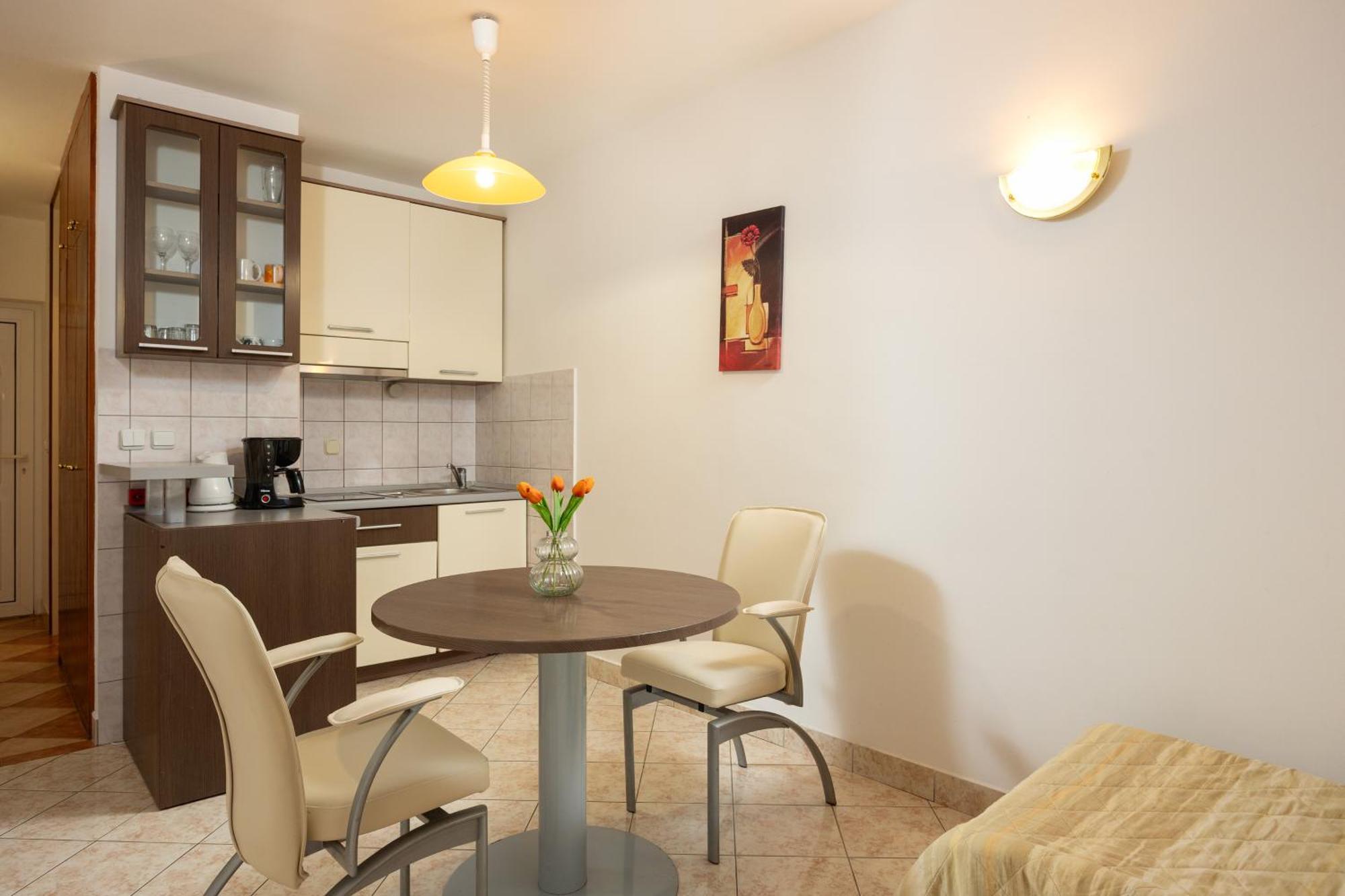 Premium Apartments - Lavica Beach Подстрана Стая снимка